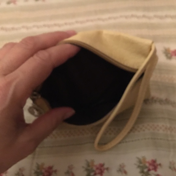 Bulgari parfum cosmetic bag & new Jing Pin wristlet - Picture 6 of 11